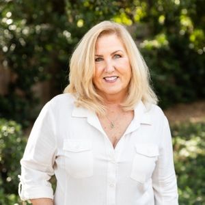 Meet your Posher, Suzan